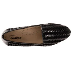 Trotters Liz III Slip-On Black/Black Patent (Women's) -Fashion Shoe Store Blk 9 84d748df 8990 44bc a2ba 9ccdfe47337b