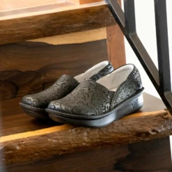 Alegria Debra Sail Away Slip-On Clog (Women's) -Fashion Shoe Store Untitleddesign 1 b398eeaa a724 4efb b562 69123923e7a1