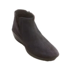 Fashion Shoe Store 43 Arcopedico Luana Boot Black (Women's)